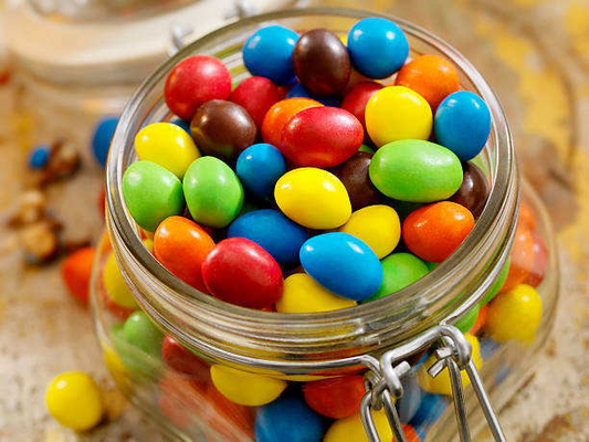 Doces com cobertura de chocolate halal com baixo teor de gordura trans